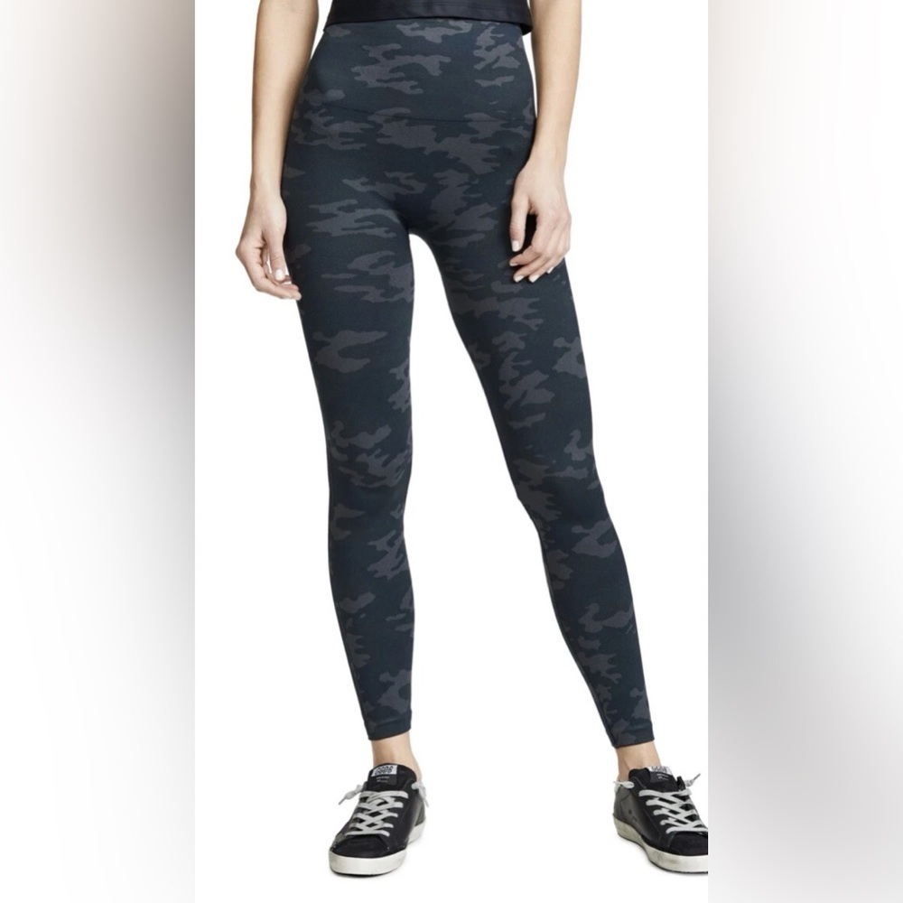 Spanx Look At Me Now Seamless Leggings in a black camouflage pattern